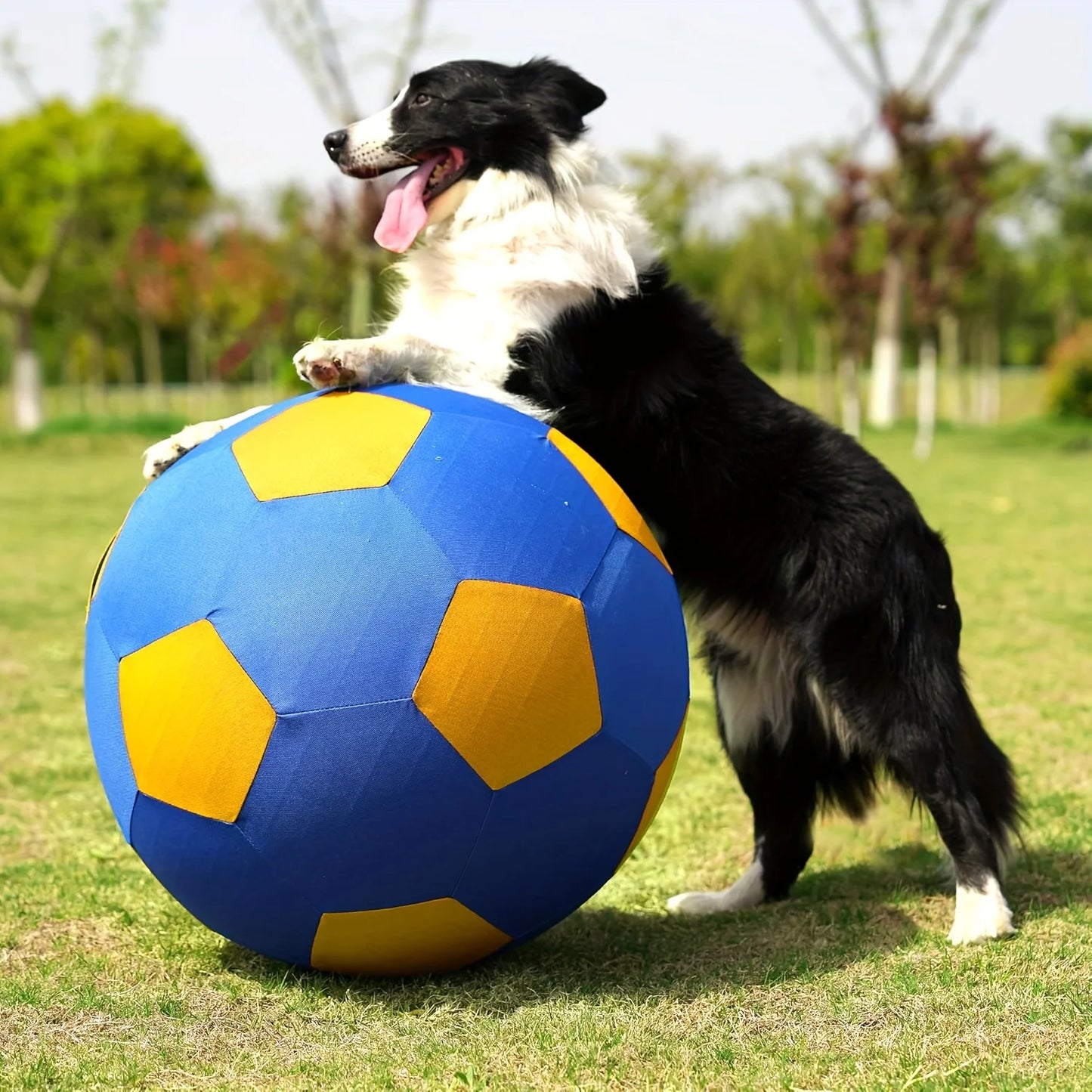 Giant Grazing Ball With Cover Explosion Proof For Dogs And Horses
